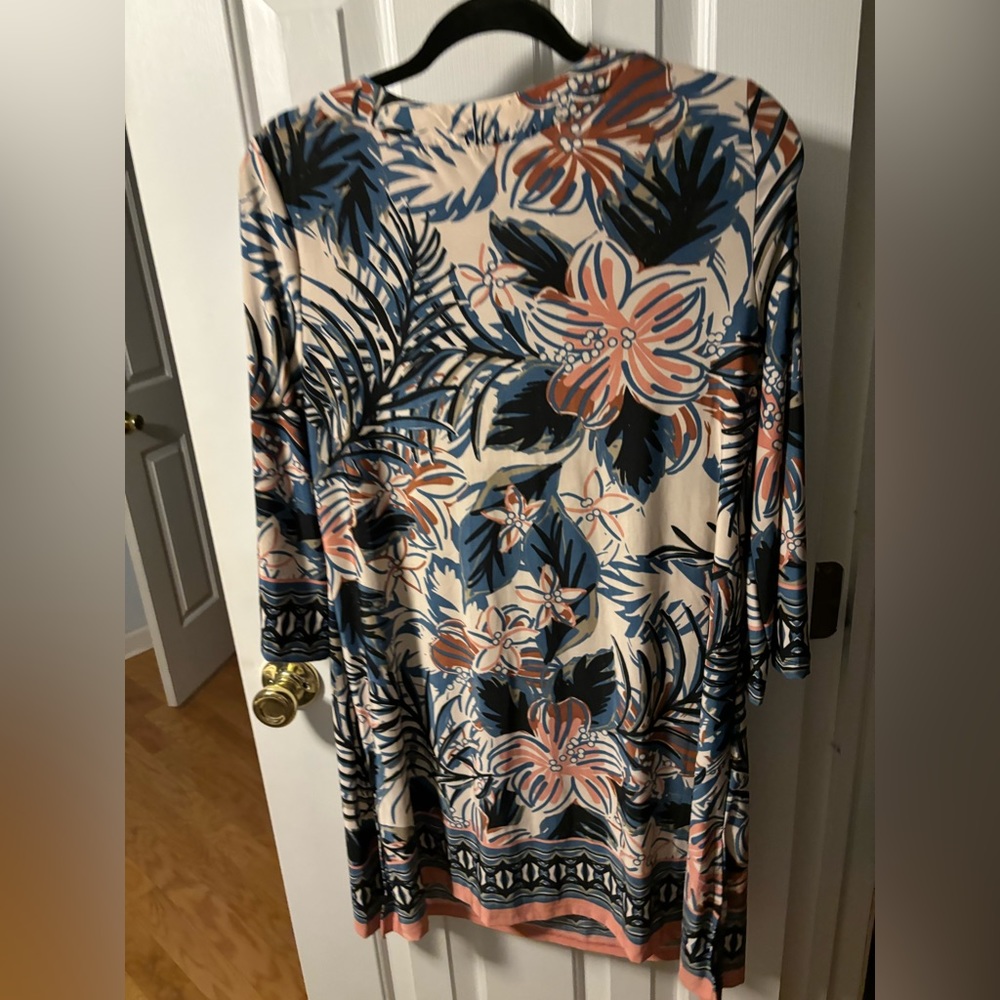 Beach Dress - Picture 4 of 4